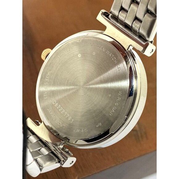 Citizen Women's Watch ER0216-67D Quartz White Mother of Pearl Dial Two Tone - Picture 6 of 13